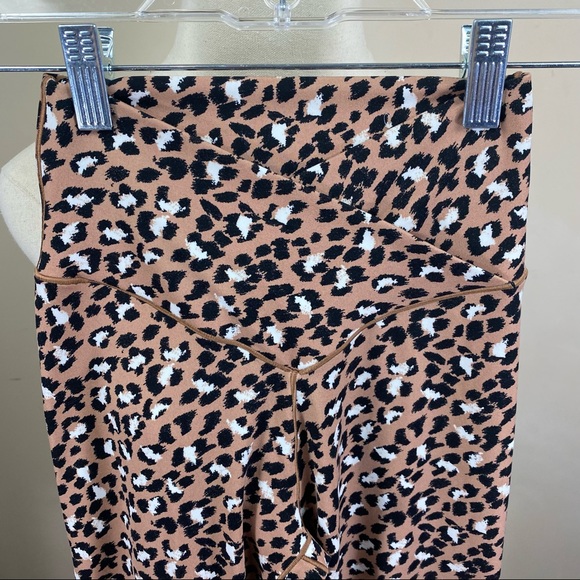 Real Me crossover leggings - Picture 3 of 8